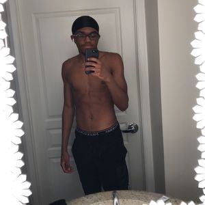 Meet your Posher, Cory